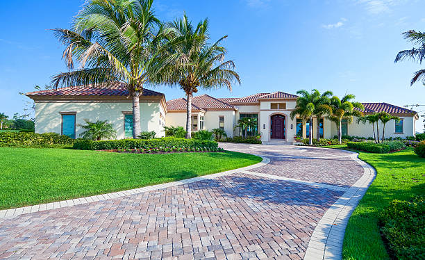 Best Driveway Paving Contractor  in Nassau Bay, TX